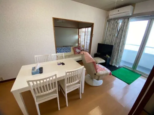 ヴィラ椿2号館 4階 180万円