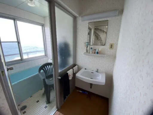 ヴィラ椿2号館 4階 180万円