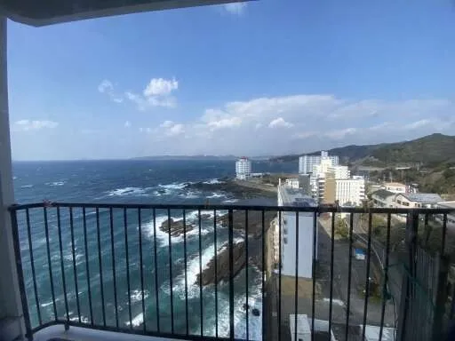 プレジデント椿 13階 200万円