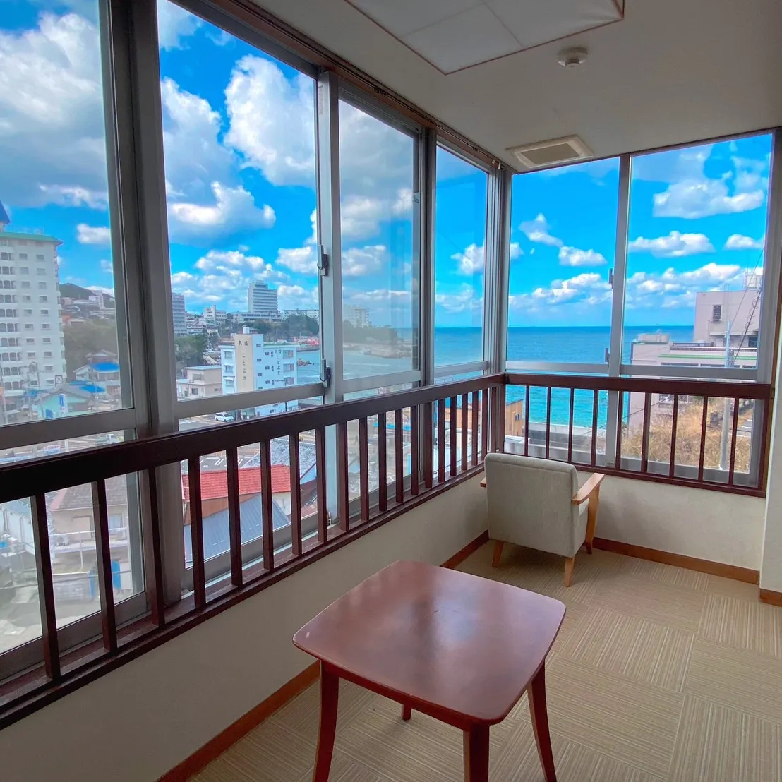 【新着物件】 \ 白良浜目の前の希少な売ホテル /