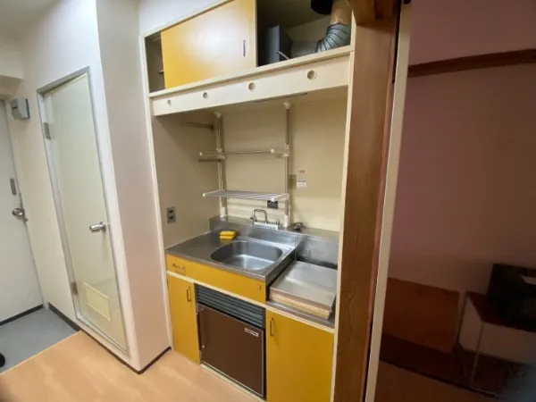 ニューヴァイキング壱号館 3階 140万円